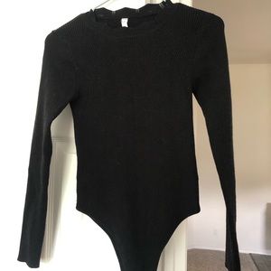 Size small black ribbed sweater body sout